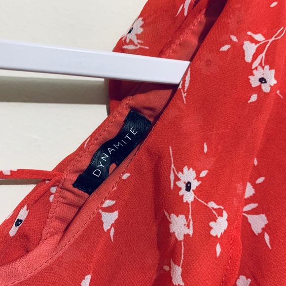 Dynamite // Salmon Crop Top - Picture 3 of 5